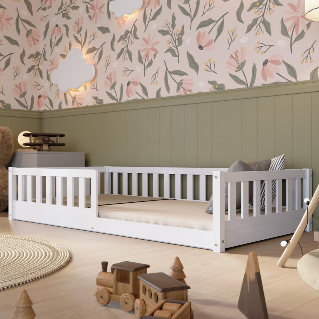 Kinderbett 140x200 cm – Massives Montessori Bodenbett aus Holz mit Rausfallschutz – Sicheres Kleinkindbett – Skandinavisches Design, Leichte Montage - Crazy Basic