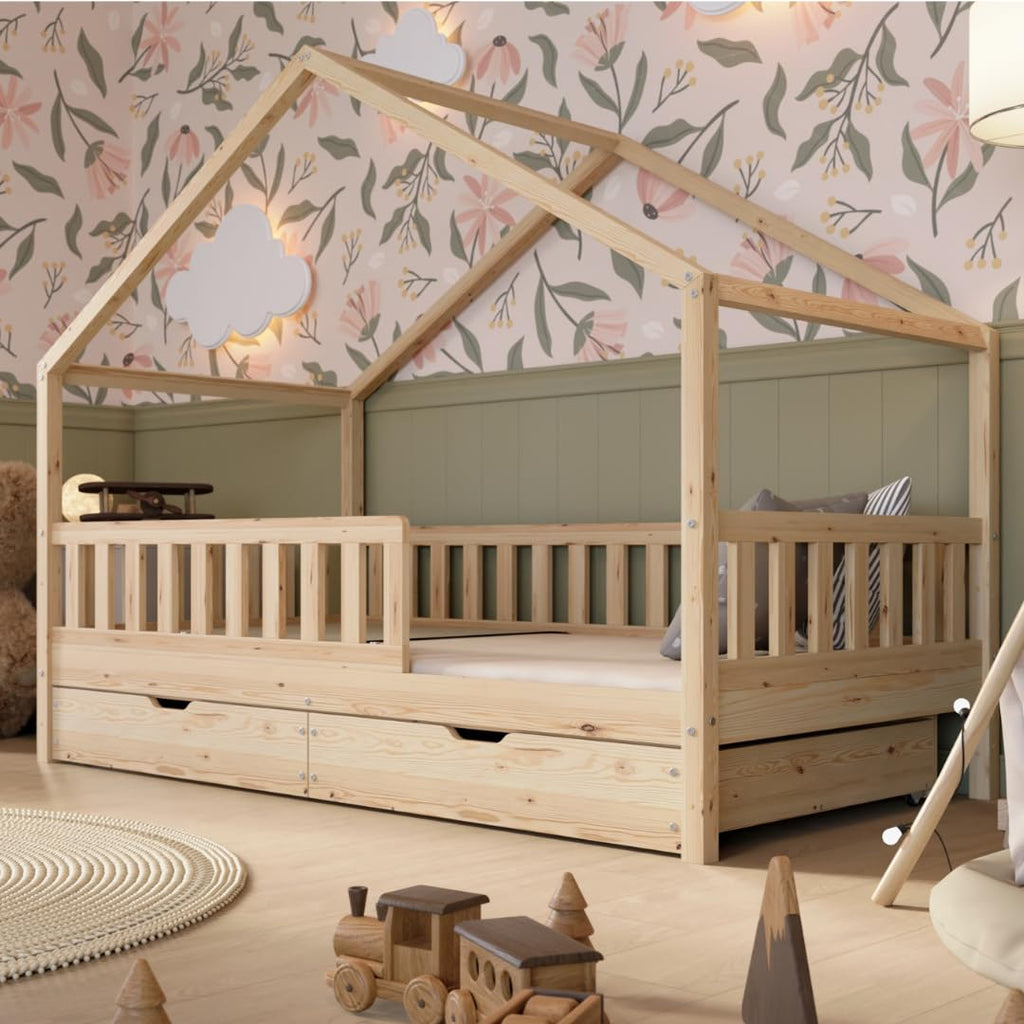 Hausbett 120x200 cm – Kinderbett aus Naturholz mit Rausfallschutz – Montessori Bodenbett mit Höhenverstellbaren Beinen und Abnehmbarer Barriere - Crazy House